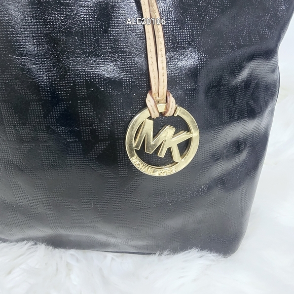 Michael Kors Black Tote Bag - Picture 3 of 11